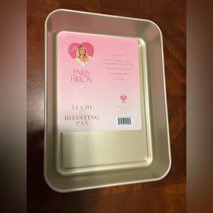 Paris Hilton Cream Roasting Pan